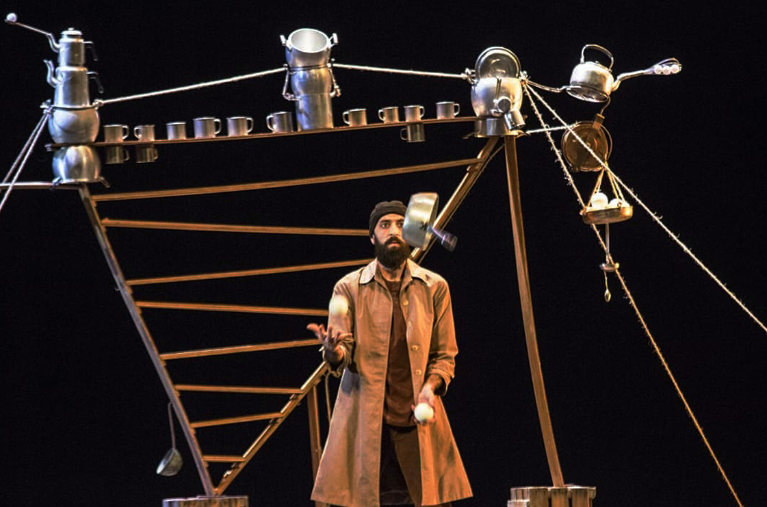 El Fedito arriba a Santa Eulària amb l'espectacle de circ ‘Oyun’ i un taller d'iniciació als malabars