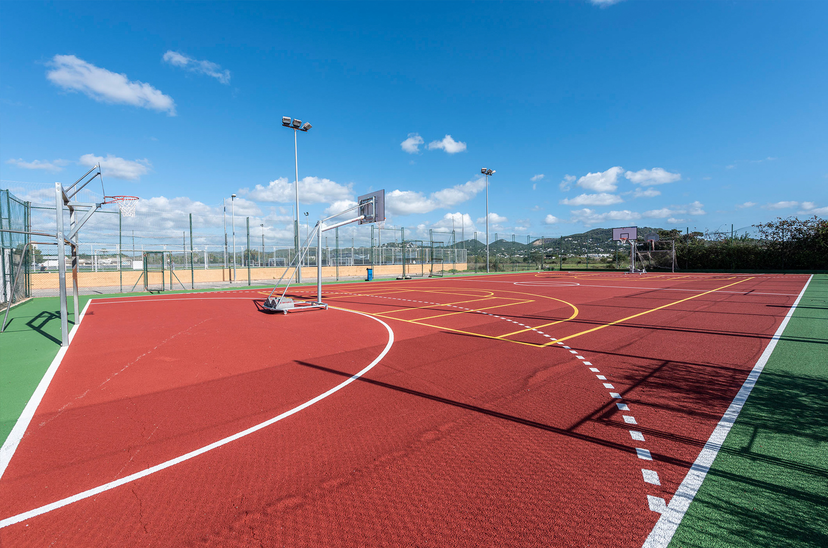 Pista exterior polideportiva