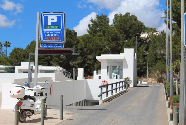 Aparcament soterrat del passeig de la Pau