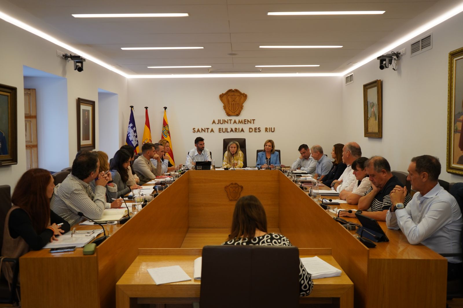 El pleno de Santa Eulària aprueba su Presupuesto General para 2026