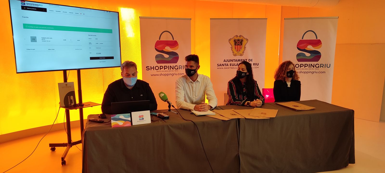 Shoppingriu, la plataforma de venda ‘en línia’ per a promoure el creixement dels petits comerços de Santa Eulària des Riu