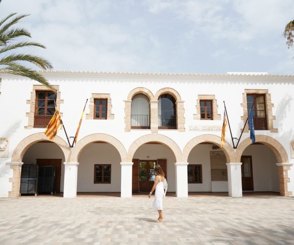 Santa Eulària resol els dos primers expedients urbanístics mitjançant una EPCU