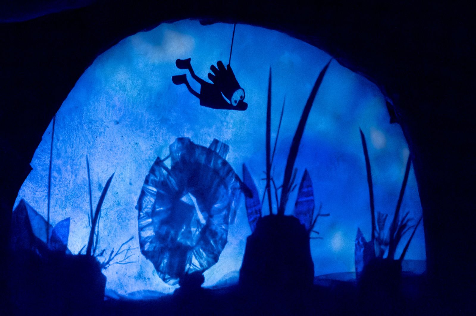 Teatre d'objectes i ombres per honrar la tradició i el patrimoni a Santa Eulària