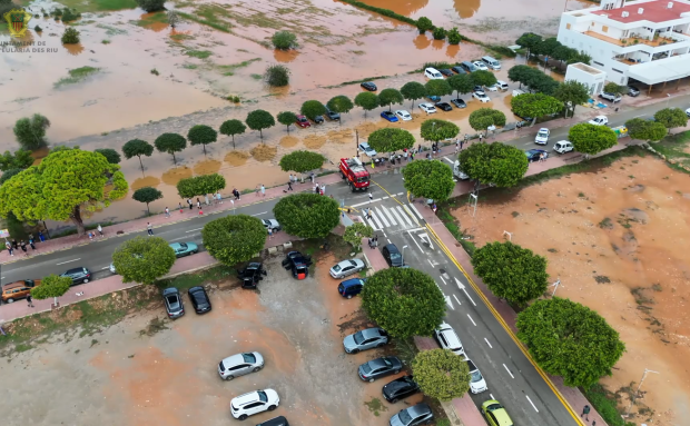 ‘Adam’ deja inundaciones en viviendas, árboles caídos y cortes de carreteras en Santa Eulària