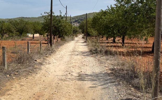 L'Ajuntament de Santa Eulària treu a licitació millores en els camins rurals del municipi per gairebé 91.000 euros