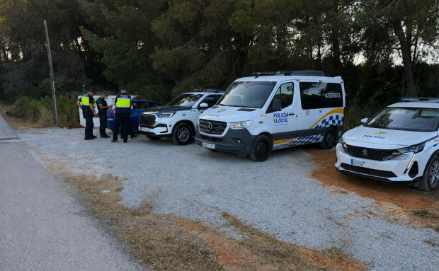 Santa Eulària intensifica la vigilància contra les festes il·legals amb un dispositiu i identifica a 24 vehicles