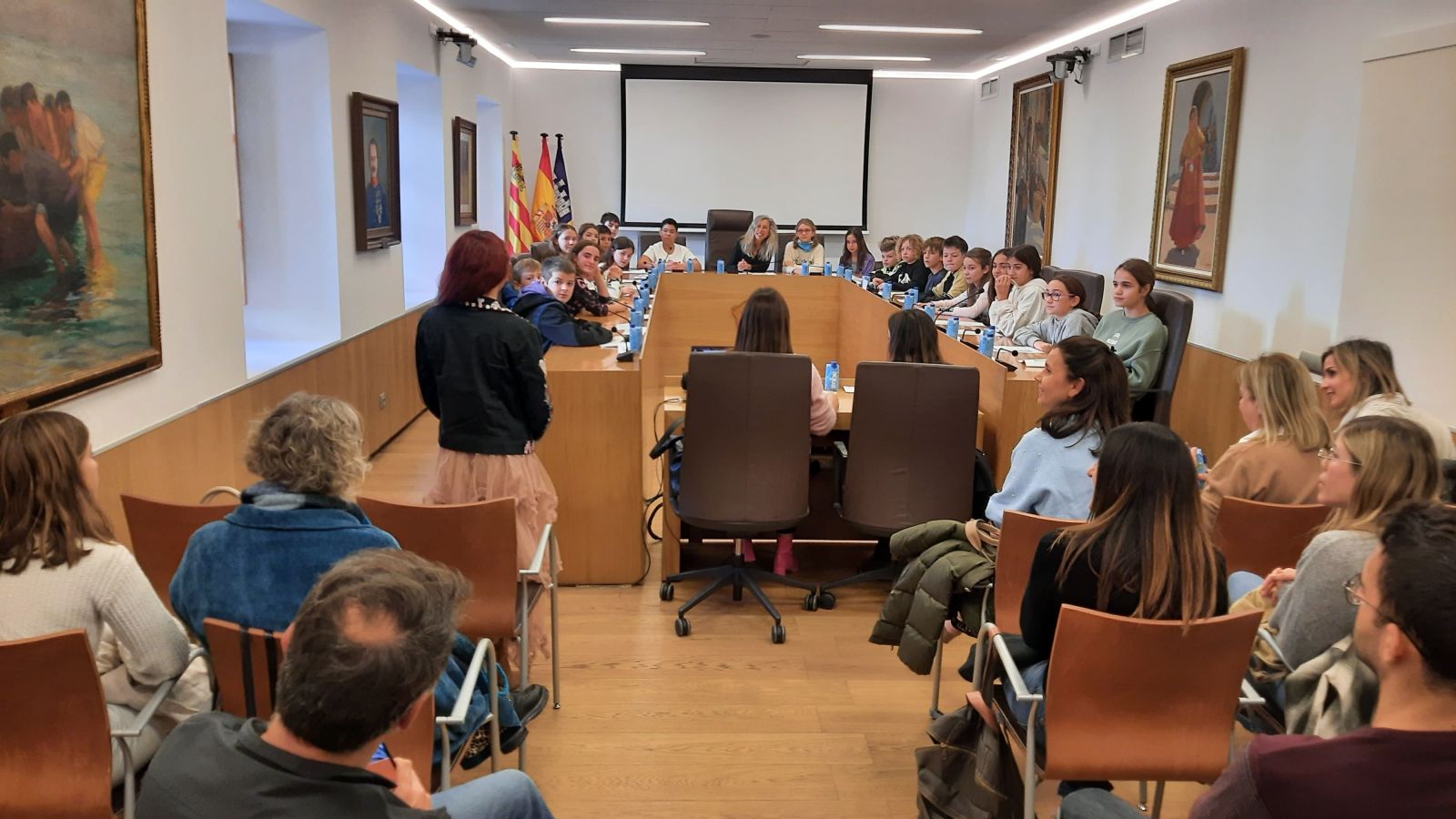 El Ple Infantil i Juvenil planteja millores per a ser més solidaris i sostenibles