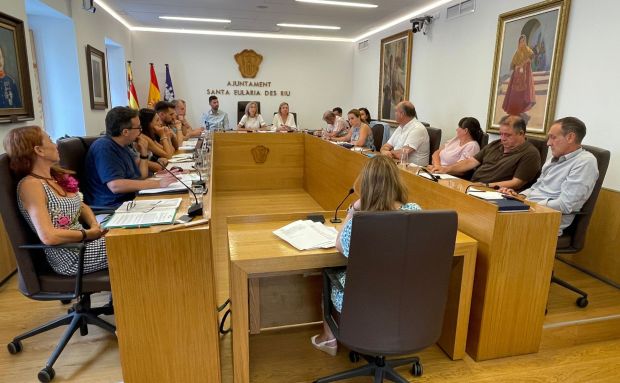 Santa Eulària solicita al Consell d’Eivissa la titularidad de las travesías de Ca na Negreta y Sant Carles para ejecutar la transformación de ambos entornos urbanos