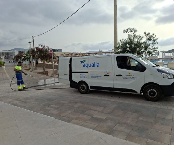 Santa Eulària inicia la limpieza de los 145 kilómetros de red de aguas pluviales para evitar inundaciones