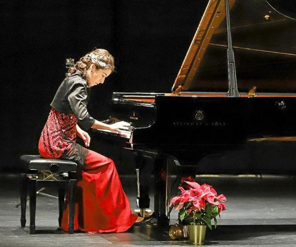 El Centre Parroquial de Sant Carles acollirà el tradicional concert nadalenc de la pianista eivissenca María José Perete