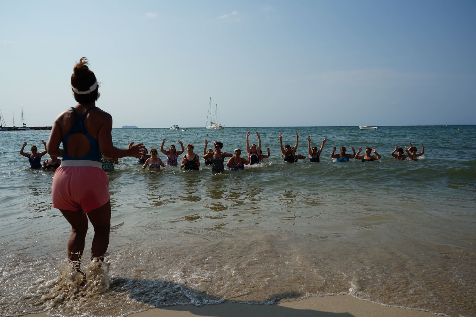 Aquagym para majors, la actividad veraniega de moda que cada vez cuenta con más adeptos
