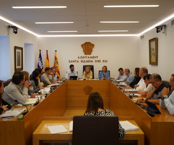 El pleno de Santa Eulària aprueba su Presupuesto General para 2026