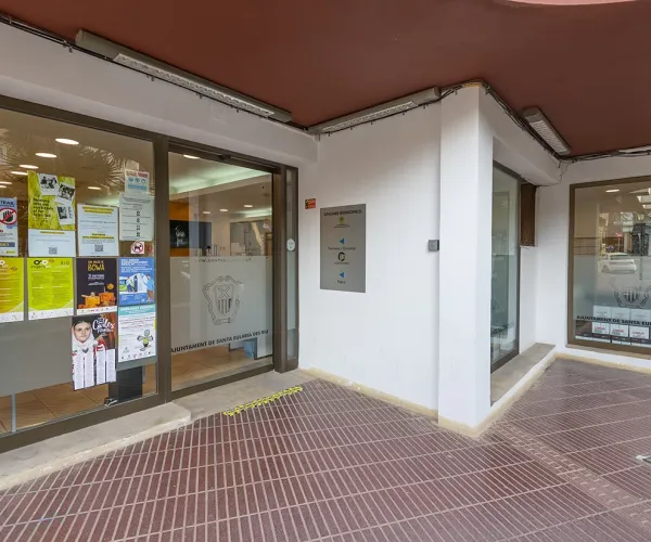 Santa Eulària solicita a propietarios y residentes que actualicen el padrón para adaptar la futura tasa de residuos