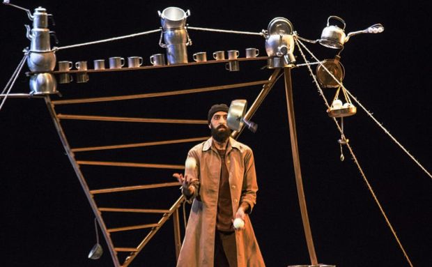El Fedito arriba a Santa Eulària amb l'espectacle de circ ‘Oyun’ i un taller d'iniciació als malabars